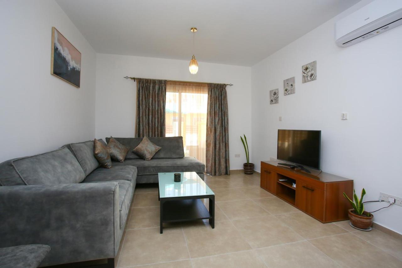Villa Star House à Paphos Extérieur photo